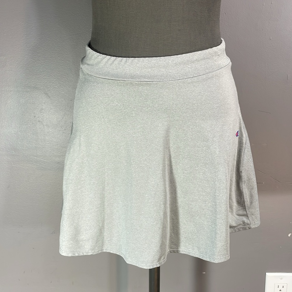 Champion Gray Women's skort in junior size 14/16 - fits woman’s size 7/8 easily
